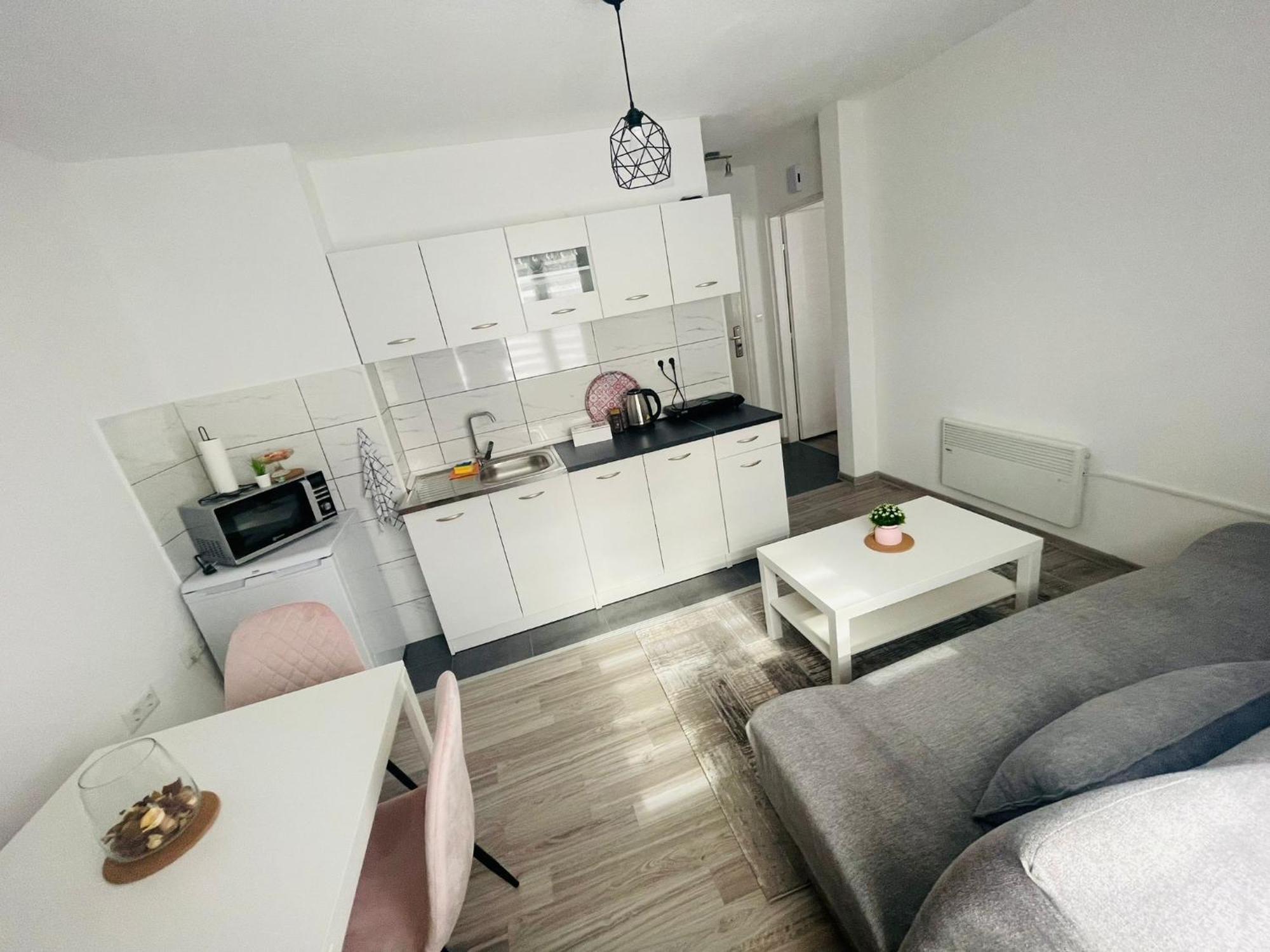 Apartment Zara Bihać Buitenkant foto